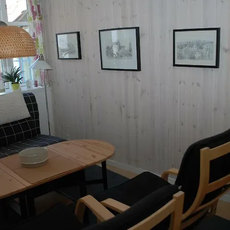 Hyggeligt Byhus I Hjertet Af Feriehus *